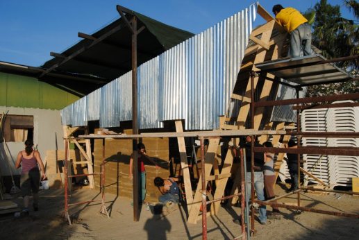 600339_304783456279754_189839424_n