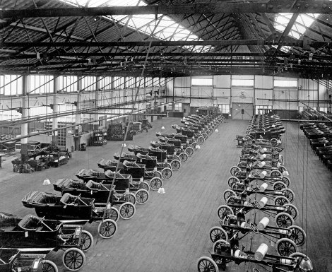 Model T assembly at Trafford park (UK)