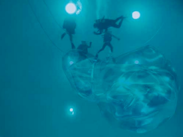 Zbigniew Oksiuta Isopycnic Systems on/off magazine